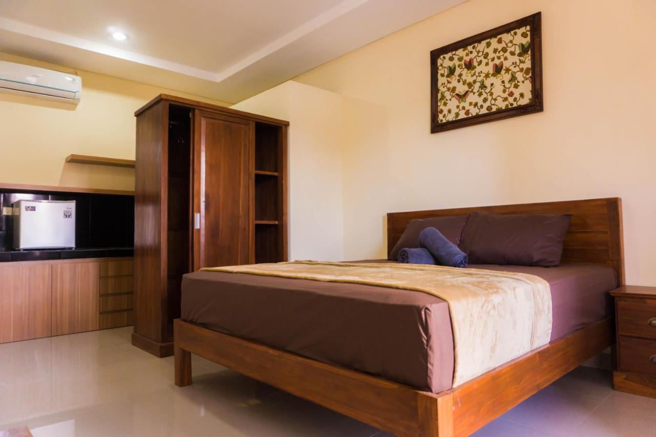 Cakra House Otel Denpasar Dış mekan fotoğraf