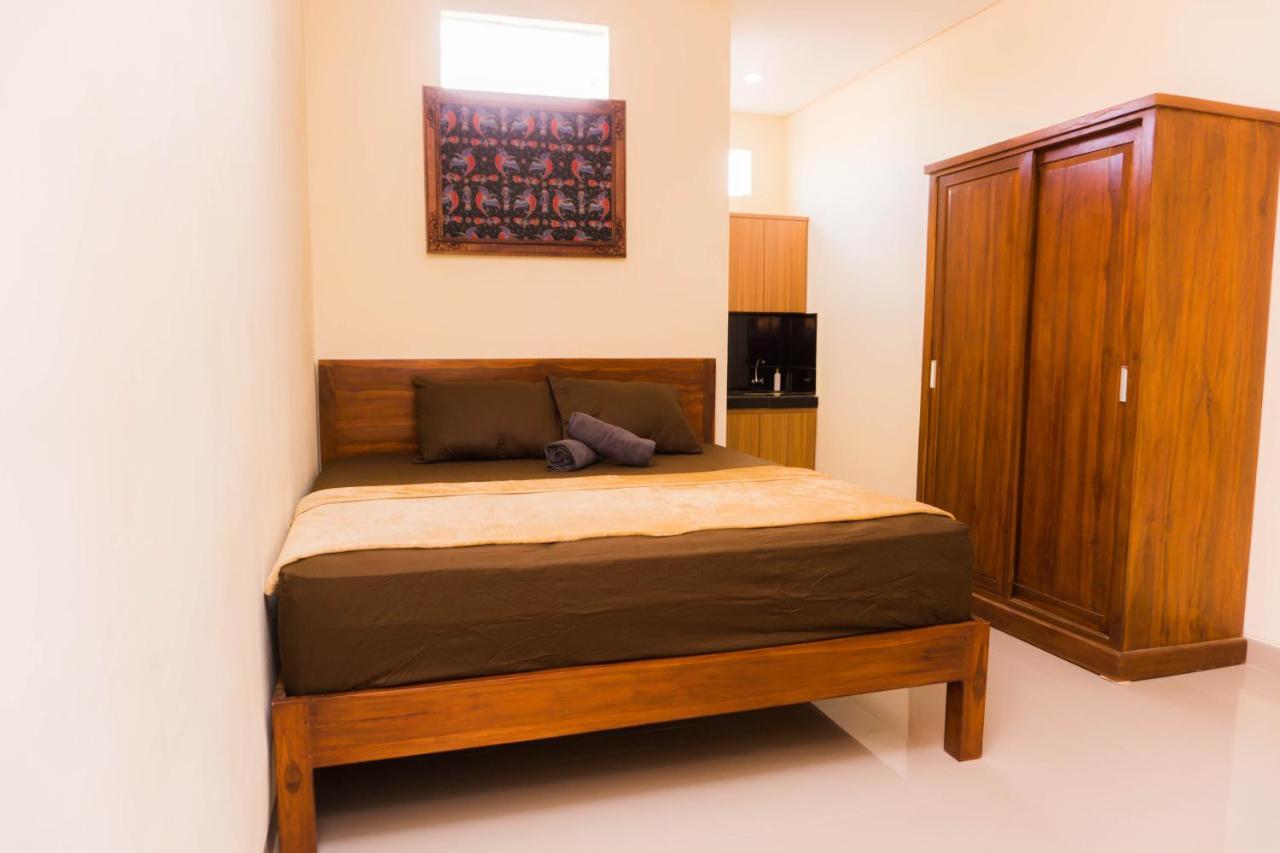 Cakra House Otel Denpasar Dış mekan fotoğraf